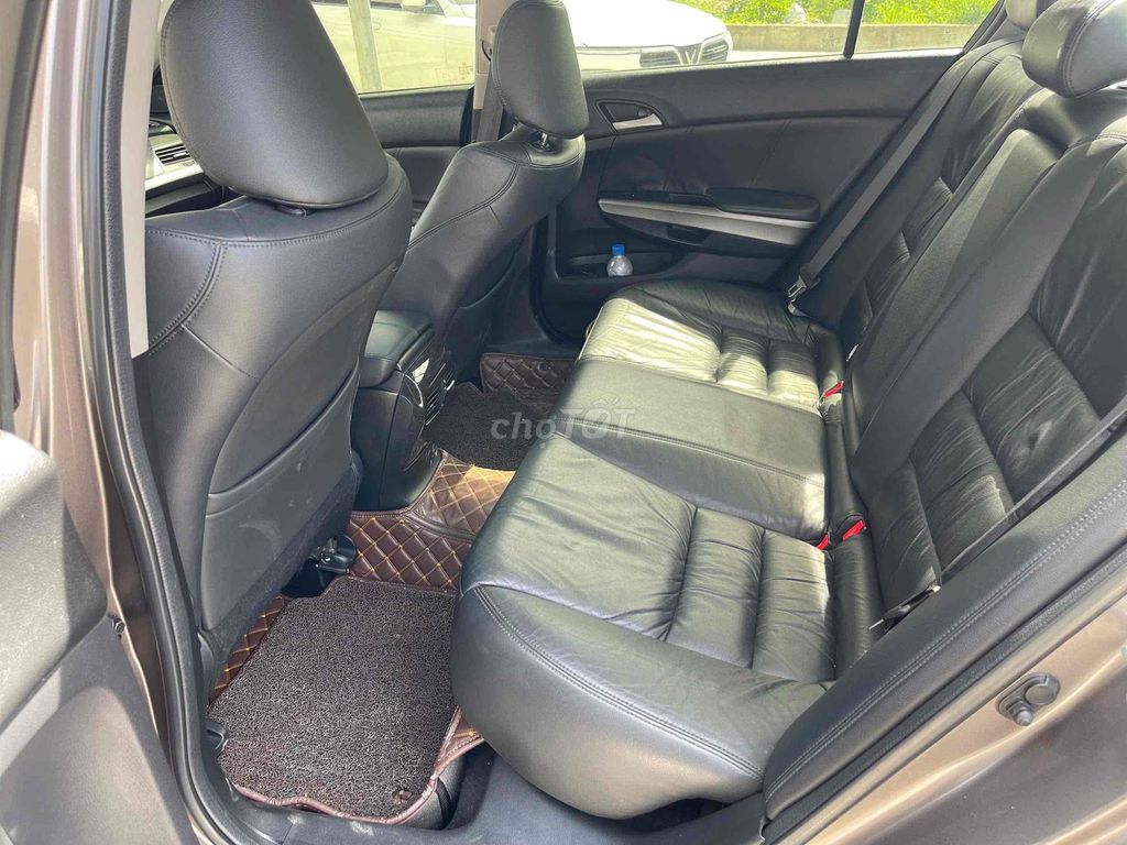 Honda Accord 2012 3.5 AT - 67000 km. Mua bán Ô tô tại Quận Long Biên Hà Nội được đăng bởi Mr Tài Oto hình 7