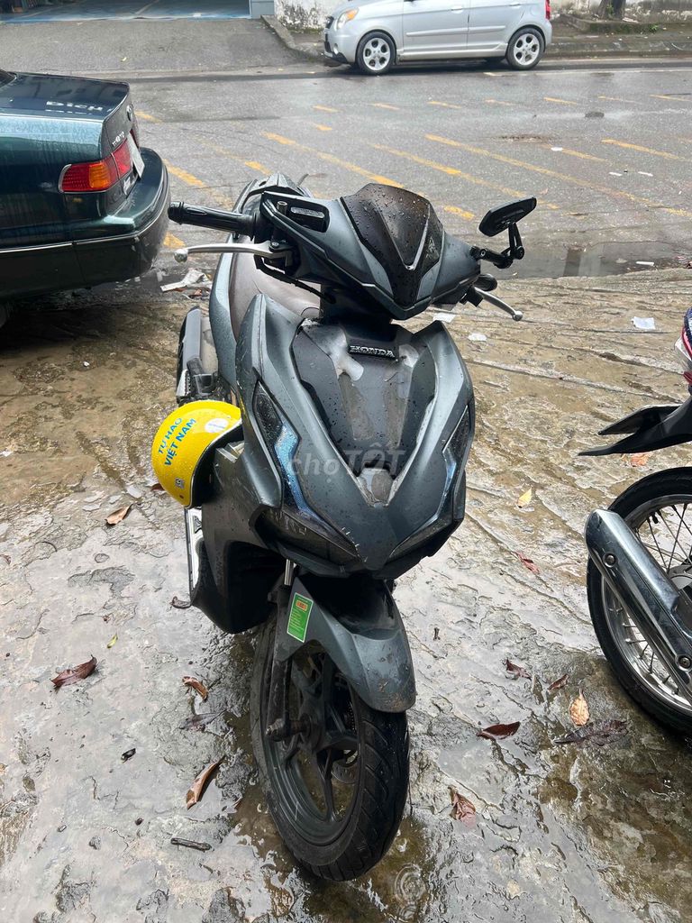Honda Air Blade 150 ABS 2022 серый 57000 км