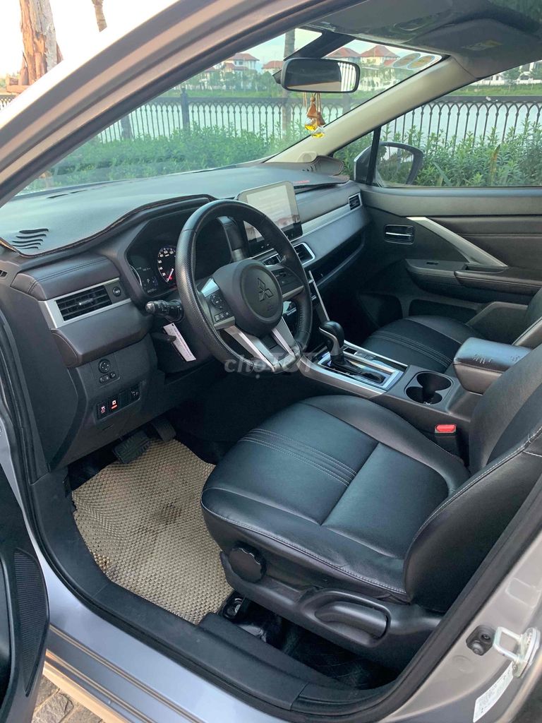 Mitsubishi Xpander 2022 AT Premium - 42000 km. Mua bán Ô tô tại Quận Ngũ Hành Sơn Đà Nẵng được đăng bởi Lê  đắc Nam hình 5