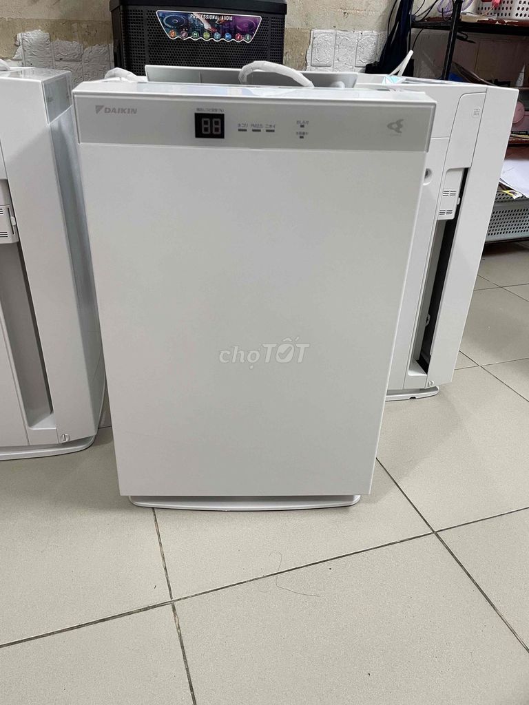 Máy lọc không khí Daikin MCK70T Trắng. Mua bán Quạt tại Quận Bắc Từ Liêm Hà Nội được đăng bởi Trường đồ bãi  hình 1