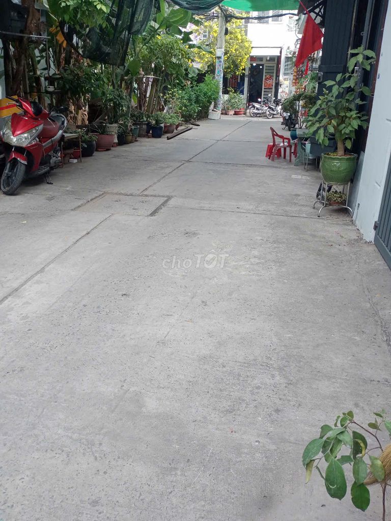 Cần bán nhà 5x20m,ĐS 8 giá rẻ .