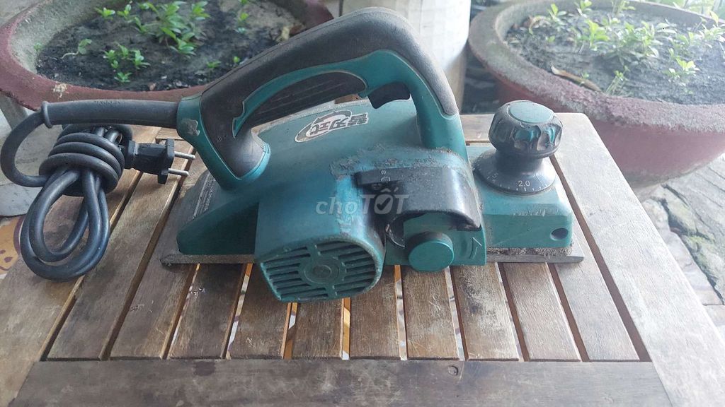 Máy bào Makita KP0800A Xanh ngọc, Đen. Mua bán Đồ chuyên dụng, Giống nuôi trồng tại Quận Cẩm Lệ Đà Nẵng được đăng bởi anh phú hình 1