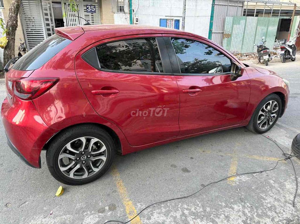 Mazda 2 2016 1.5 AT Hatchback - 100000 km. Mua bán Ô tô tại Quận 12 Tp Hồ Chí Minh được đăng bởi Hà hình 1
