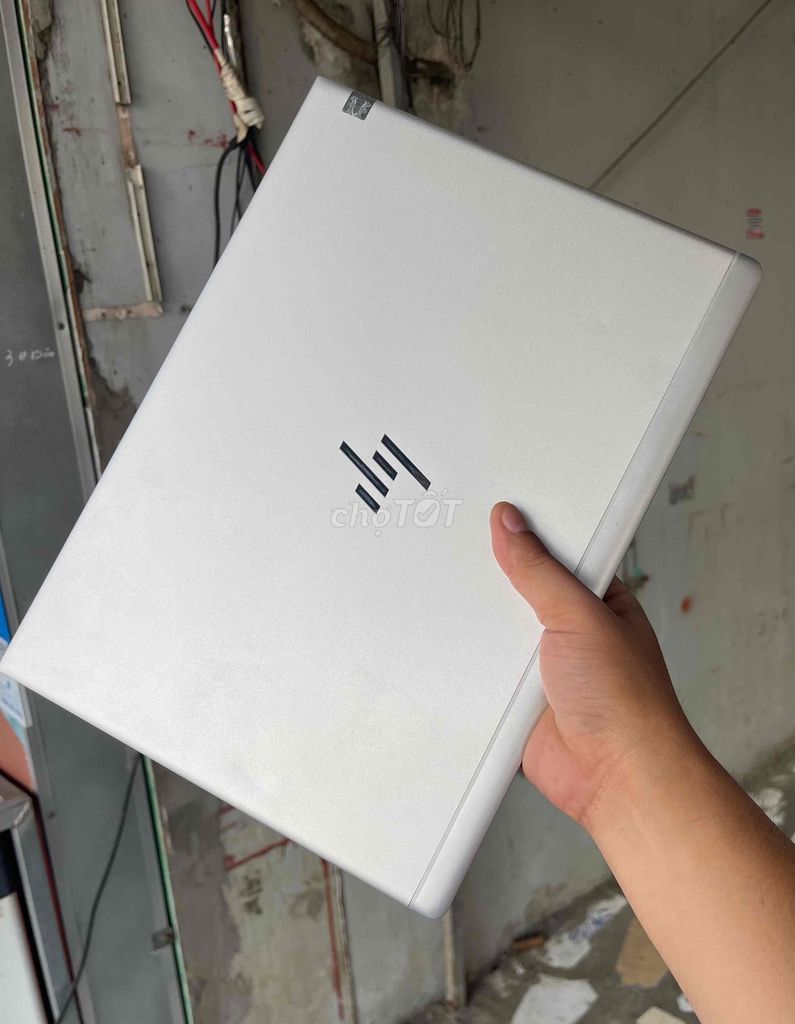 HP Elitebook 830 G5 i5-8250U 13.3 inch 8GB/256GB. Mua bán Laptop tại Thành phố Long Xuyên An Giang được đăng bởi Hiếu Trương hình 1