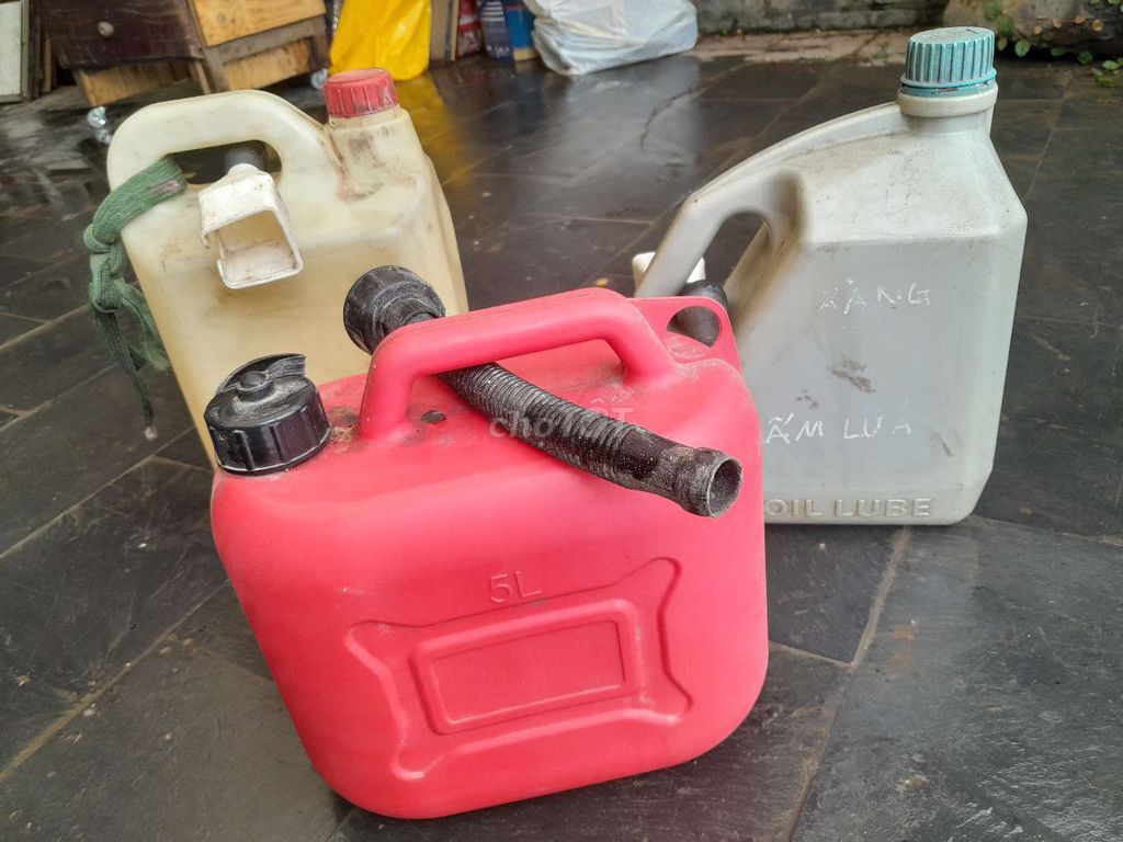3 can dựng dầu, xăng loại 5 lít, 4 lít, 6 lít. Mua bán Phụ tùng xe tại Quận Tây Hồ Hà Nội được đăng bởi Lê Nguyên hình 1