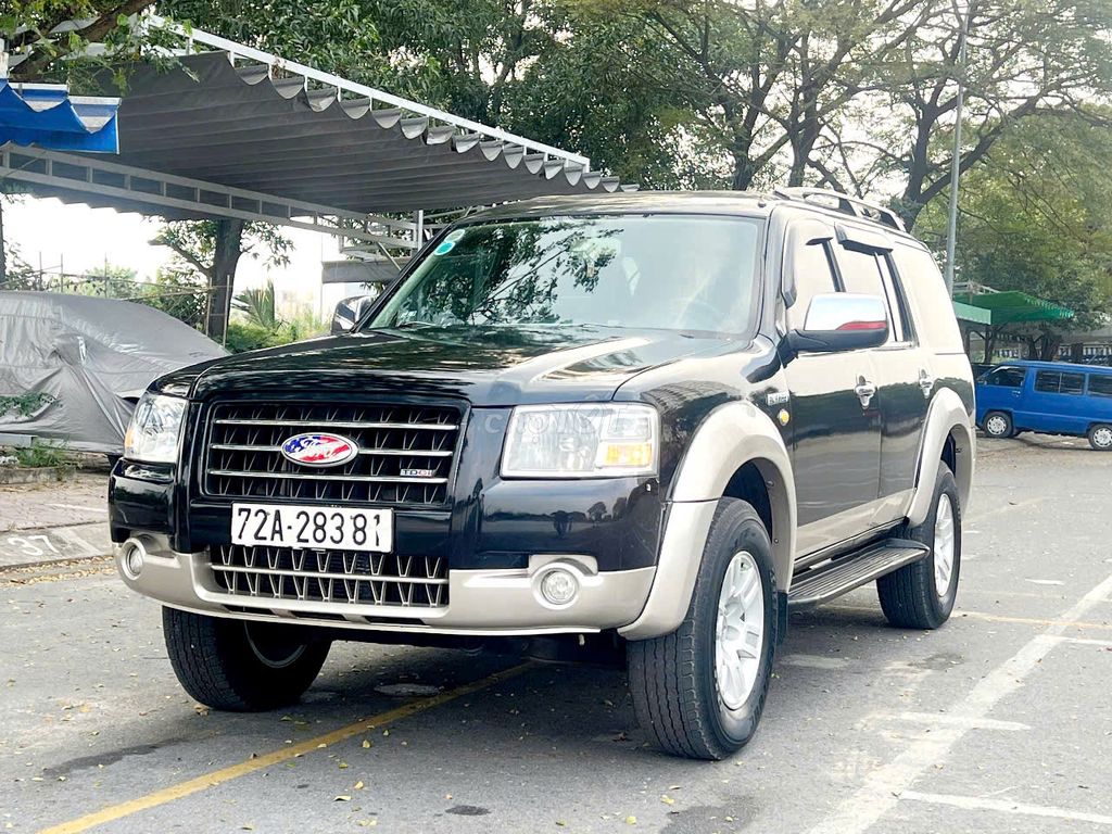 Ford Everest 2009 - số tự động máy dầu