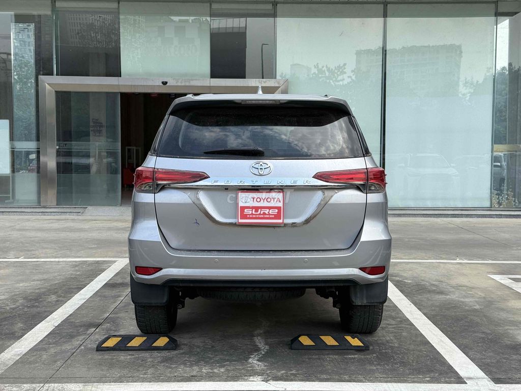 Toyota Fortuner 2019 - Máy Xăng - 1 Cầu - Tại Hãng. Mua bán Ô tô tại Quận Bình Thạnh Tp Hồ Chí Minh được đăng bởi Công Sang hình 5