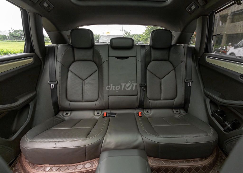 Macan bản full up 2020. Mua bán Ô tô tại Quận 7 Tp Hồ Chí Minh được đăng bởi Minh Anh hình 2