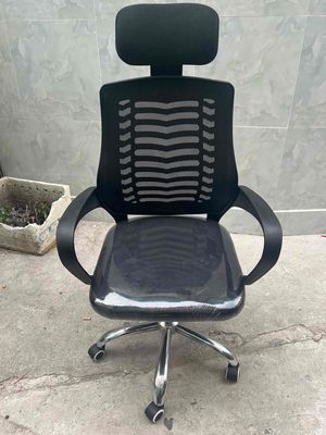 Ghế xoay lưng lưới có đỡ đầu. Mua bán Bàn ghế tại Quận Bình Thạnh Tp Hồ Chí Minh được đăng bởi Thuỳ Liên