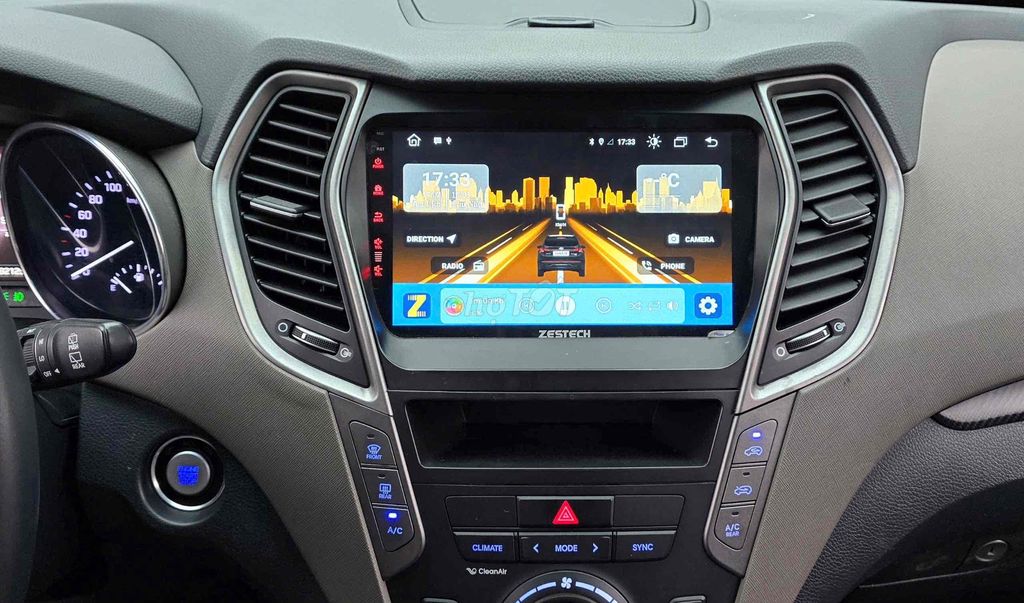 Hyundai Santa Fe 2017 2.4L - 88000 km. Mua bán Ô tô tại Thành phố Thanh Hóa Thanh Hóa được đăng bởi Dũng VA hình 8