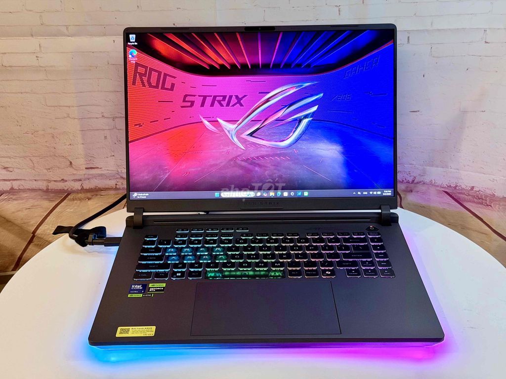 ROG Strix G16 Ultra 7 255HX RTX 5070Ti 2.5K 240Hz. Mua bán Laptop tại Quận 10 Tp Hồ Chí Minh được đăng bởi Trung Trương hình 1