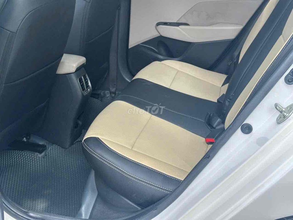 cần bán accent sx 2019 số sàn bản đủ bao zin chêch. Mua bán Ô tô tại Quận Hoàng Mai Hà Nội được đăng bởi A công hình 8