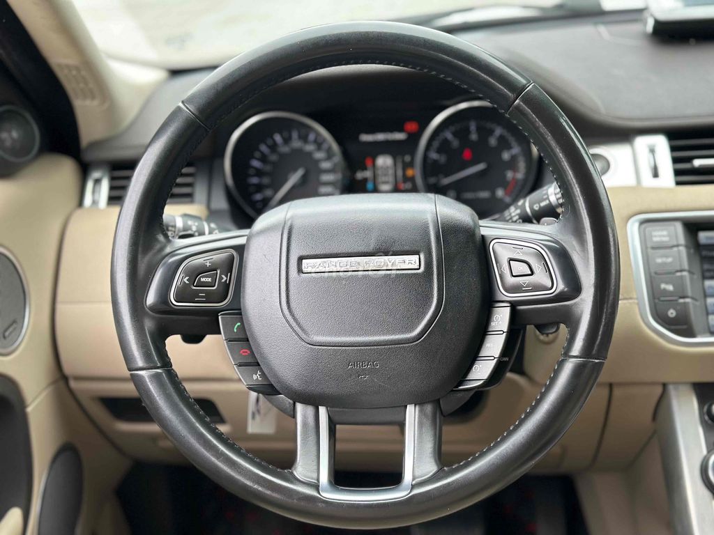 Range Rover Evoque 2015 Prestige Trắng 8 Vạn Miles. Mua bán Ô tô tại Quận Cầu Giấy Hà Nội được đăng bởi Vũ Kiên hình 14