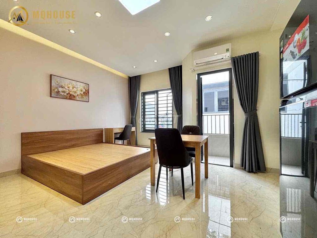 🔥CĂN HỘ BAN CÔNG CAO CẤP , GẦN ĐẦM SEN , THANG MÁY ĐƯỜNG OTO 🔥