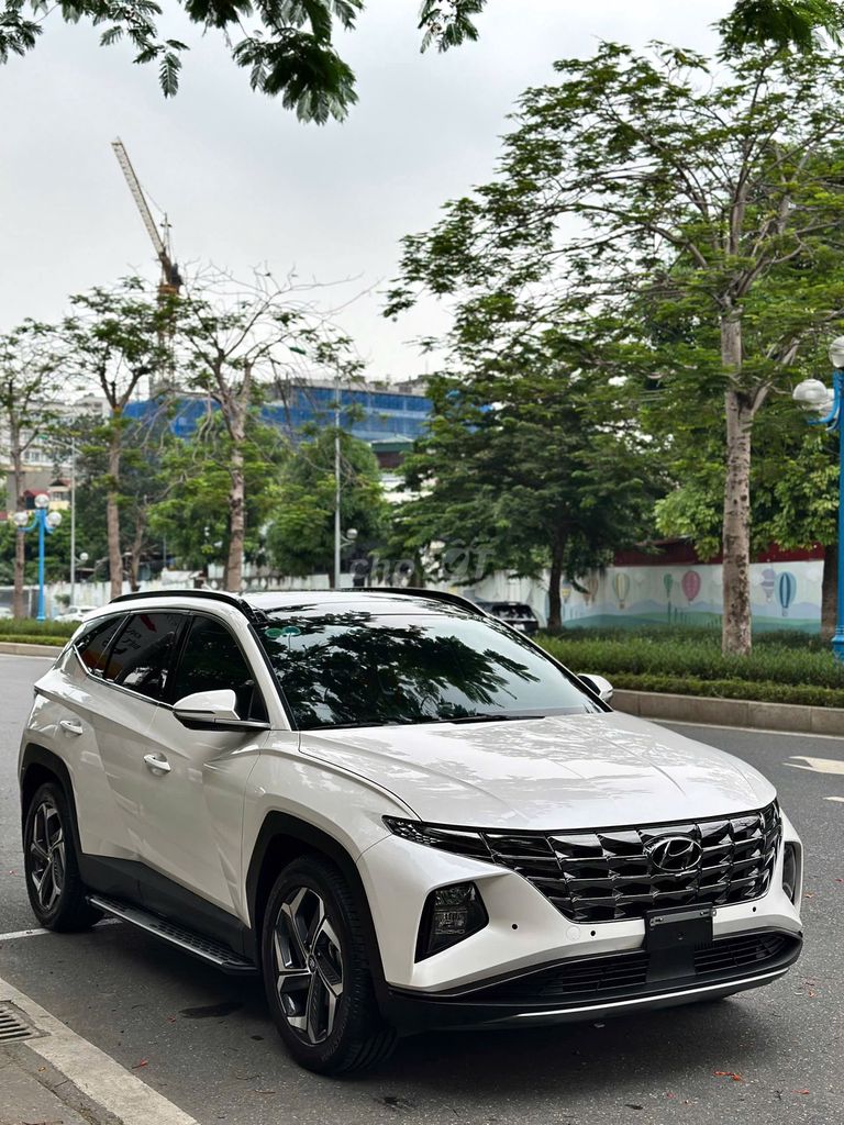 Hyundai Tucson 1.6T 2024 Trắng 30000 km