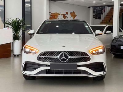 Mercedes-Benz C300 AMG V2 2025 Trắng 5.600 km