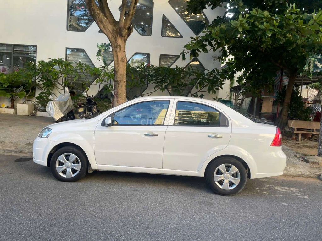 Chính chủ bán Gentra xe đẹp máy rin ko lỗi. Mua bán Ô tô tại Quận Hải Châu Đà Nẵng được đăng bởi otocudanang hình 5