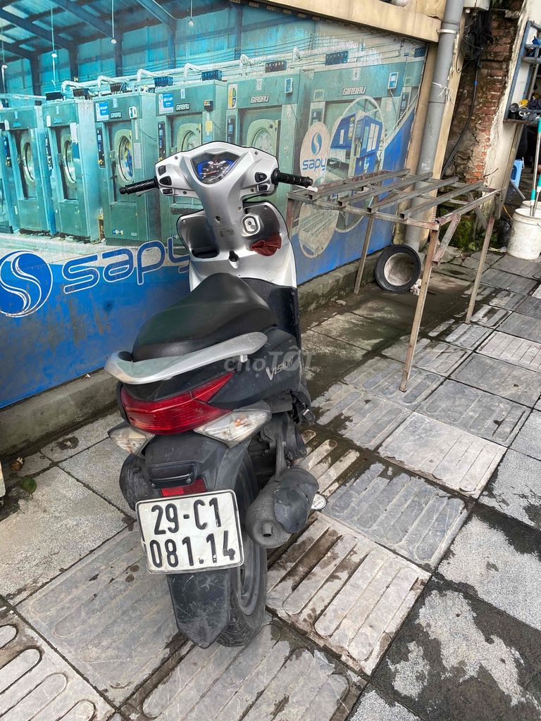 Cần bán Honda Vision đời đầu. Mua bán Xe máy tại Quận Hoàn Kiếm Hà Nội được đăng bởi Việt Hà Nguyễn hình 2