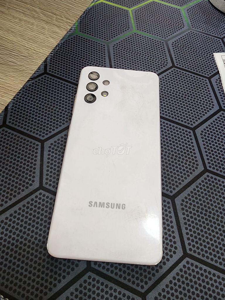 Samsung A32 Trắng Đã sử dụng. Mua bán Điện thoại tại Thành phố Thủ Đức Tp Hồ Chí Minh được đăng bởi Lành Nguyễn hình 1