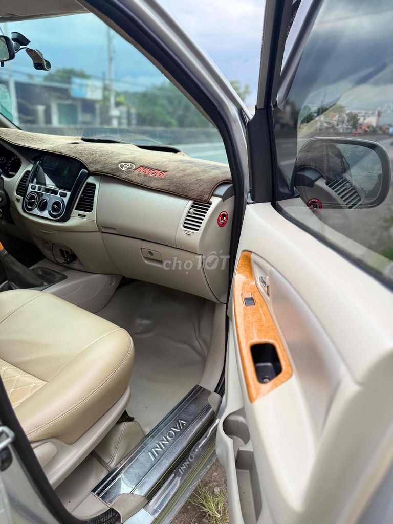 Toyota Innova 2009 G - xe gd máy zin keo chỉ zin. Mua bán Ô tô tại Thị xã Bến Cát Bình Dương được đăng bởi Xe Máy Thành Vinh hình 15