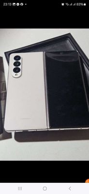 √--Galaxy Z Fold 4 màu bạc 5G 2 sim mua Viettel.