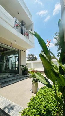 cho thuê biệt thự full nội thất như hình
