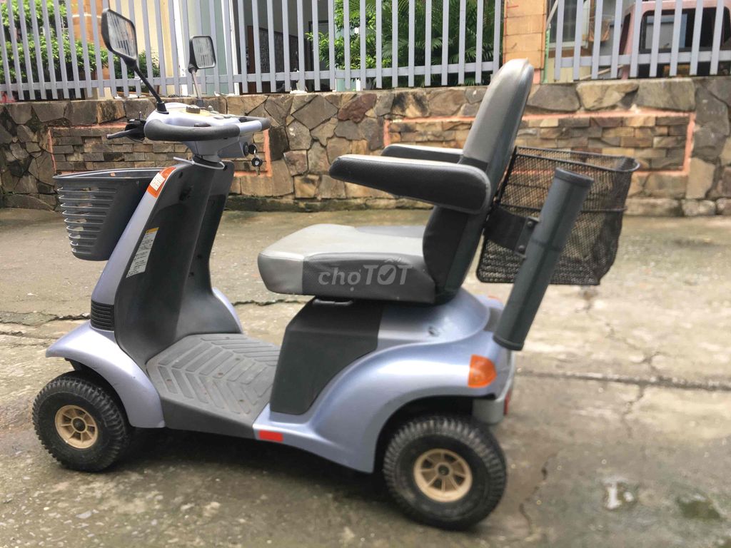 Xe điện 4 bánh Suzuki - Made in Japan - mới 70%. Mua bán Xe điện tại Thành phố Thủ Đức Tp Hồ Chí Minh được đăng bởi A Long hình 4