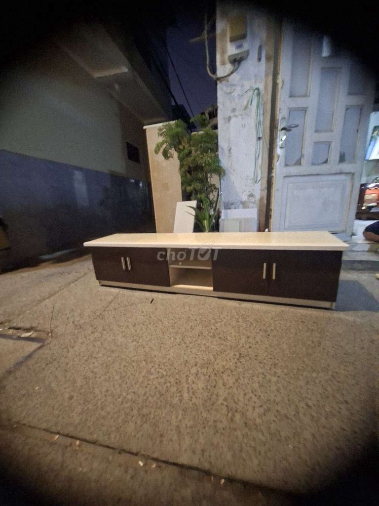 Kệ tivi nhựa Nâu trắng 2m đã dùng. Mua bán Tủ, kệ gia đình tại Quận Tân Phú Tp Hồ Chí Minh được đăng bởi Hà Hạnh hình 1