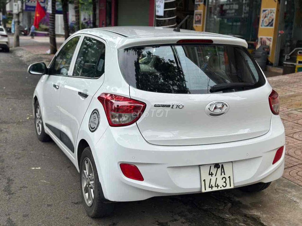 Hyundai Grand i10 2015 Grand 1.0 AT - 60000 km. Mua bán Ô tô tại Thành phố Buôn Ma Thuột Đắk Lắk được đăng bởi Ngô quốc Việt  hình 7