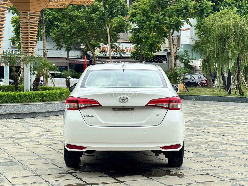 Toyota vios 1.5 sx 2018 AT model 19. Mua bán Ô tô tại Quận Long Biên Hà Nội được đăng bởi PHÚC LÂM  AUTO hình 4