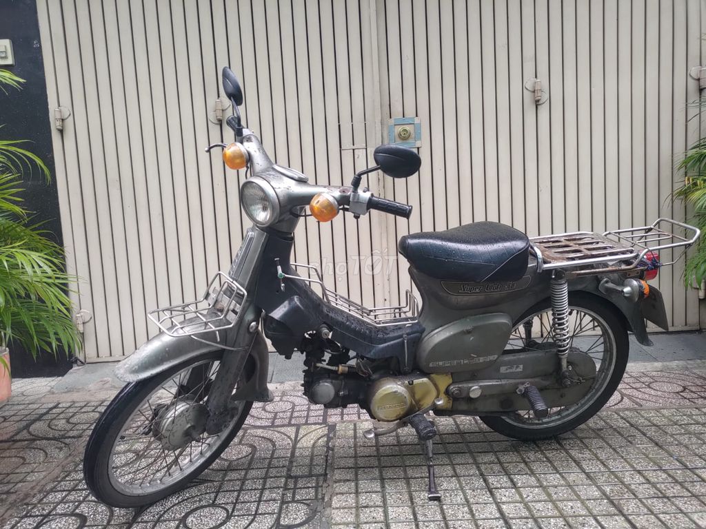 Xe Honda Cub 1979 70cc. Mua bán Xe máy tại Quận Phú Nhuận Tp Hồ Chí Minh được đăng bởi Lê Thị Kim Hà hình 1