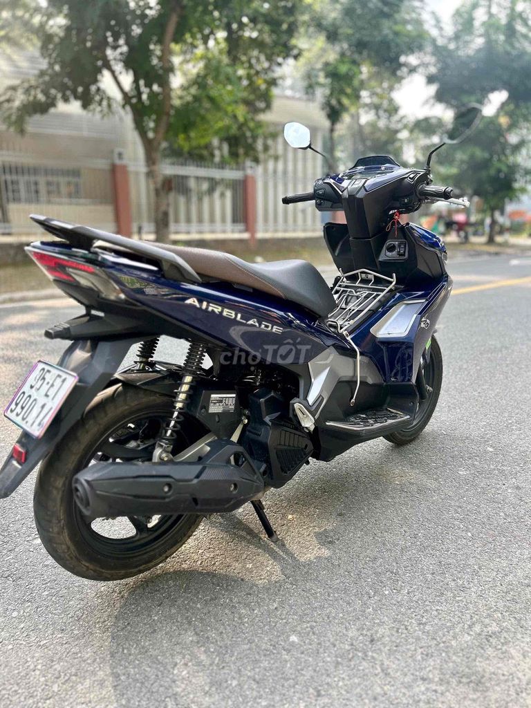 HONDA AIR BLADE 150 ABS (ĐK2022)–ZIN ÊM,CHÍNH CHỦ. Mua bán Xe máy tại Thành phố Thủ Dầu Một Bình Dương được đăng bởi Xe Máy Bình Dương hình 3