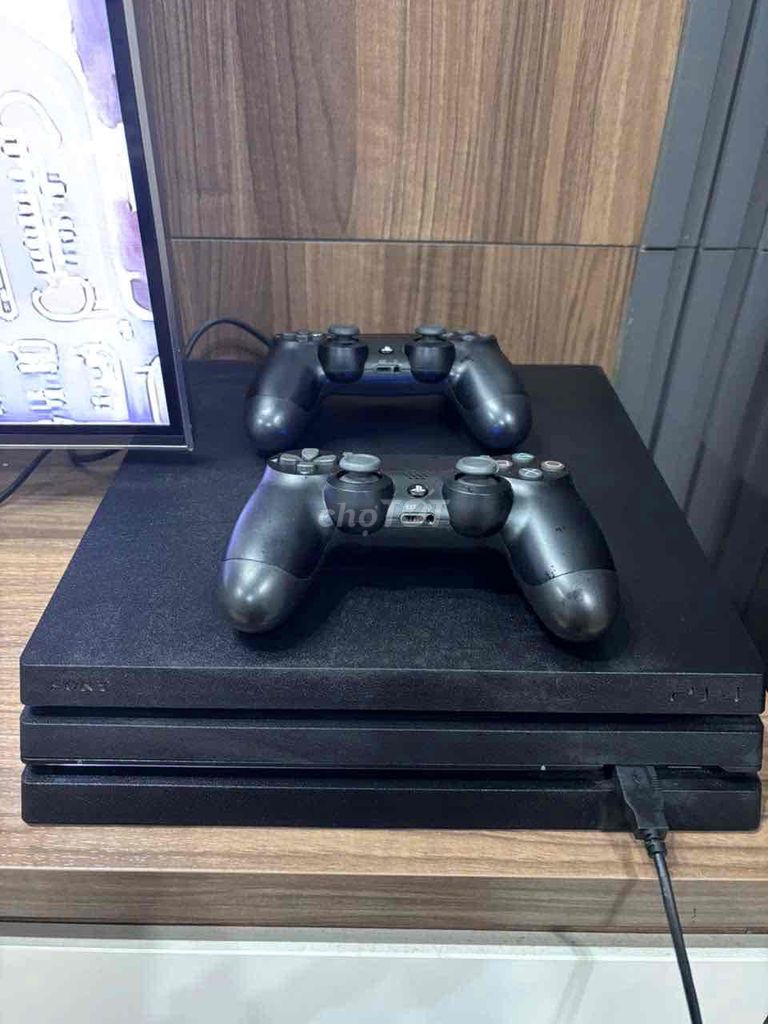 Máy chơi game Sony PS4 Pro Đen Đời mới nhất Fw 13. Mua bán Thiết bị chơi game tại Huyện Long Thành Đồng Nai được đăng bởi David Nguyen hình 1