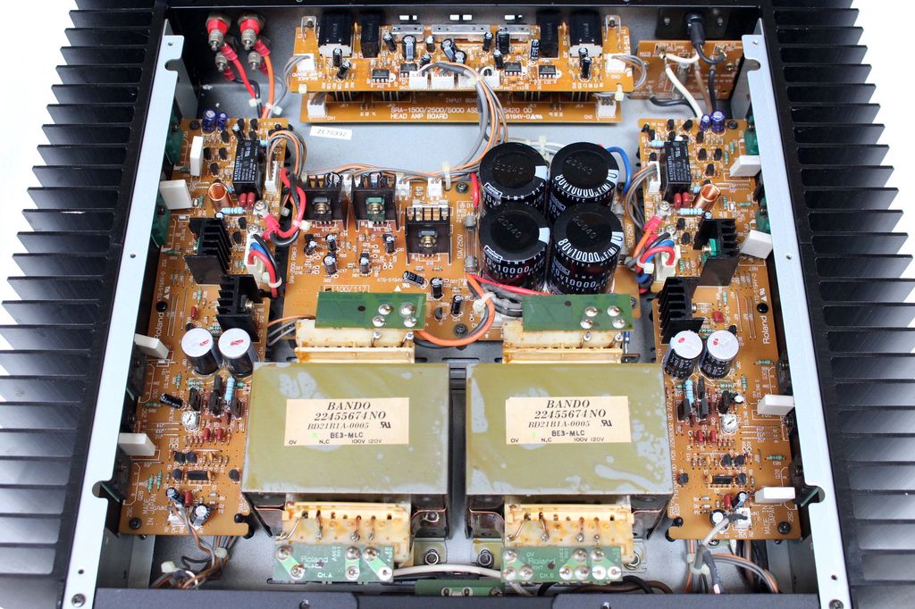 Roland SRA-2500 Roland SRA-2500 パワーアンプ 125W×2 SRA-2500