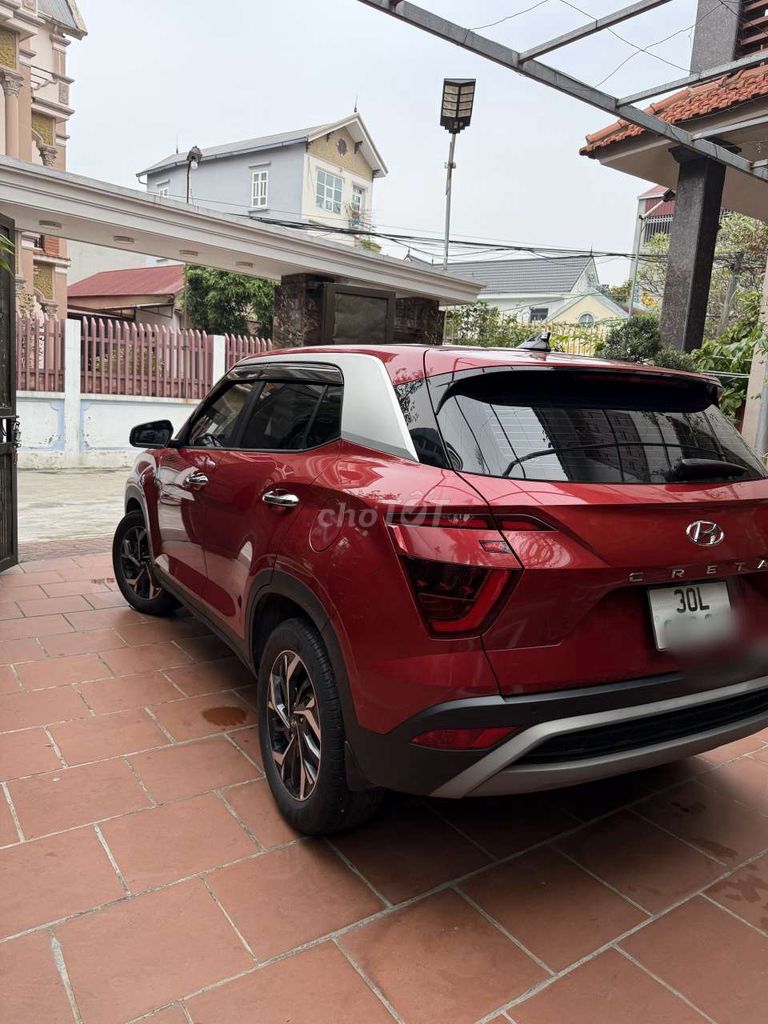 Специальный автомобильный номер Hyundai Creta 2024, красный
