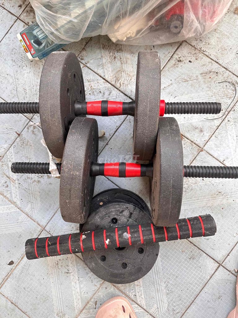 Tạ tập gym Đen Đỏ. Mua bán Đồ thể thao, Dã ngoại tại Quận Bình Thạnh Tp Hồ Chí Minh được đăng bởi Quỳnh Quỳnh hình 1