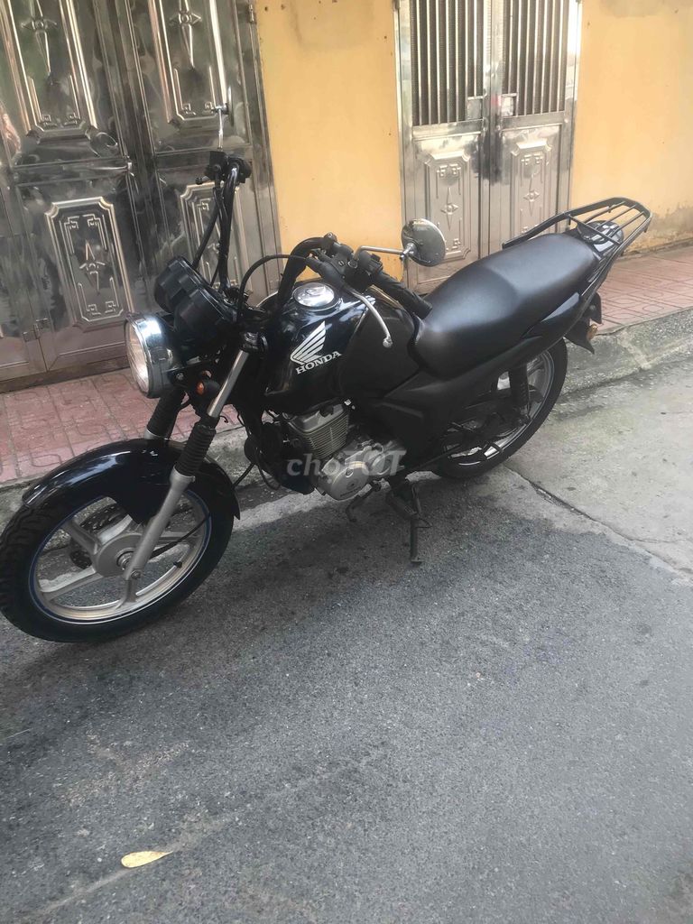 Cần bán. Mua bán Xe máy tại Quận Hà Đông Hà Nội được đăng bởi nguyễn văn trường hình 3