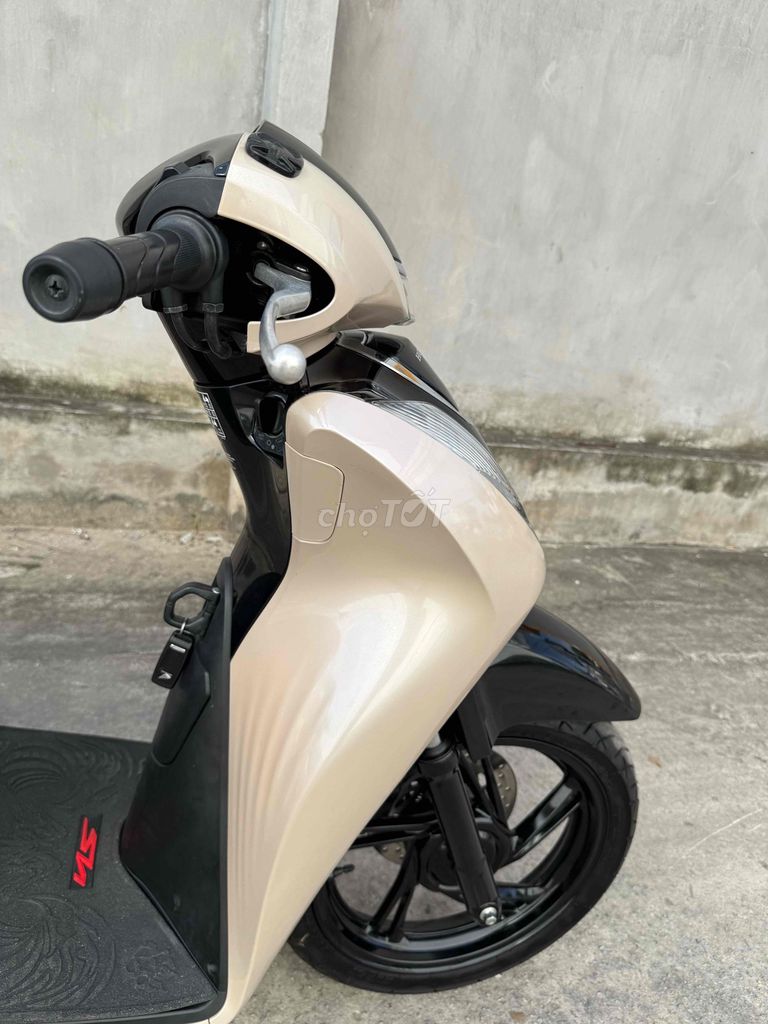 Sh 150 abs 2022 bản độ hãng như mới.. Mua bán Xe máy tại Quận Ô Môn Cần Thơ được đăng bởi Trần Tùng hình 4