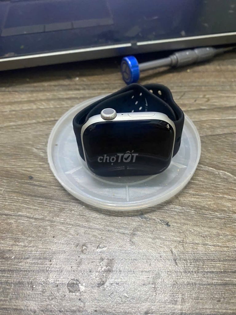 Apple watch series 10 - 46mm   máy  mới  100%