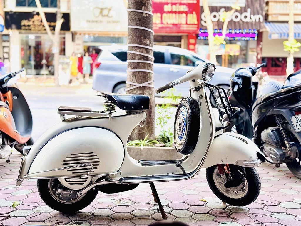 bán Vespa cổ 2 thì côn số tay. Mua bán Xe máy tại Quận Hoàng Mai Hà Nội được đăng bởi Kts Tùng hình 7