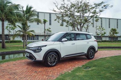 Kia Carens 2025 1.5G Luxury - Xe Sẵn Giao. Mua bán Ô tô tại Quận Gò Vấp Tp Hồ Chí Minh được đăng bởi KIA GÒ VẤP HCM