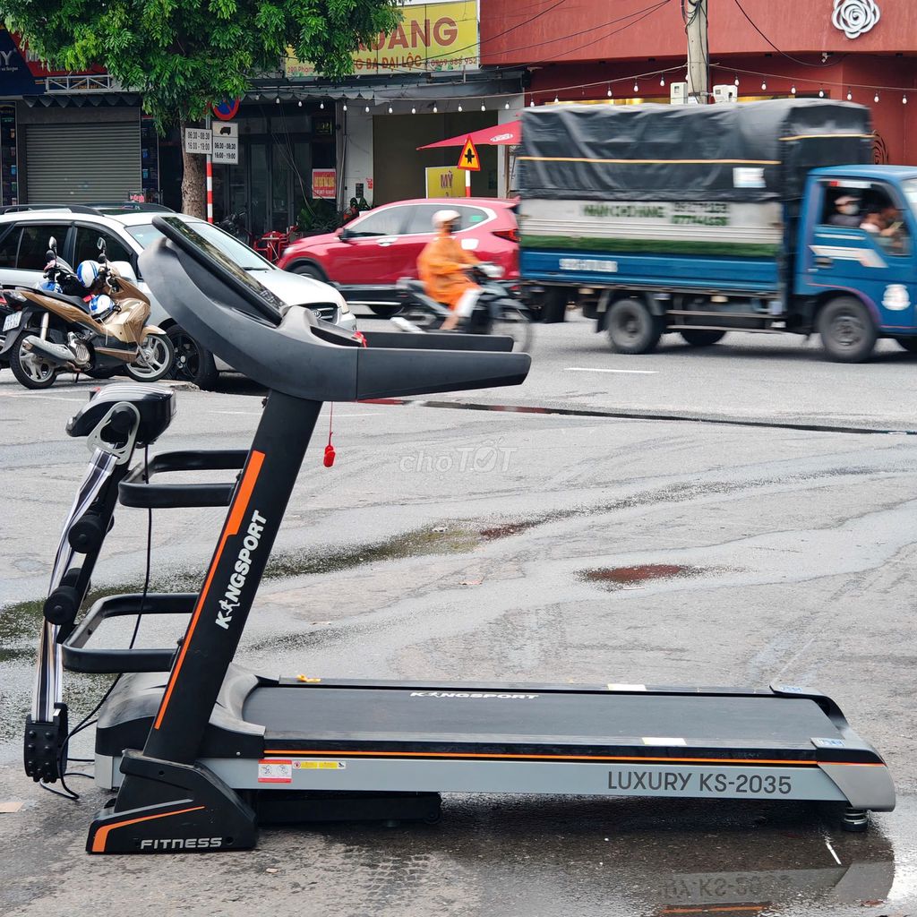 P130926 Máy chạy bộ