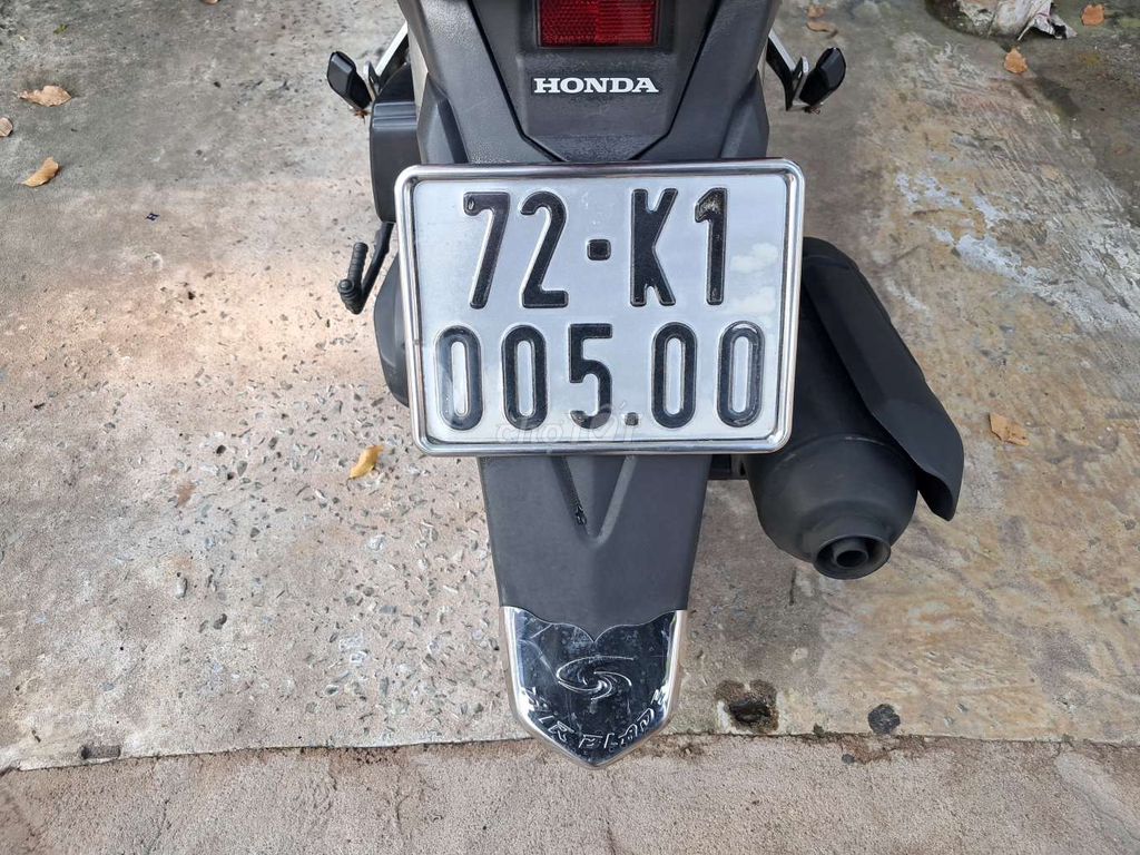 Ab Fi 2011 kiềng si..xe đẹp.máy êm ngon 72K1-00500. Mua bán Xe máy tại Huyện Đất Đỏ Bà Rịa - Vũng Tàu được đăng bởi Trường hình 2