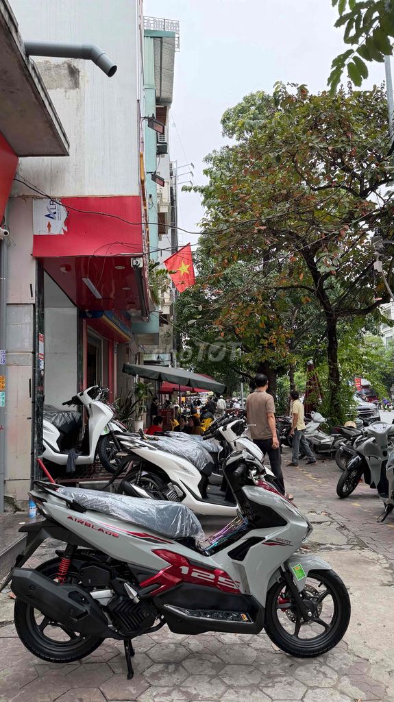 Bán xe AirBlade 2025 New .. Mua bán Xe máy tại Quận Lê Chân Hải Phòng được đăng bởi Cửa Hàng Xe Máy Hương THược  hình 8
