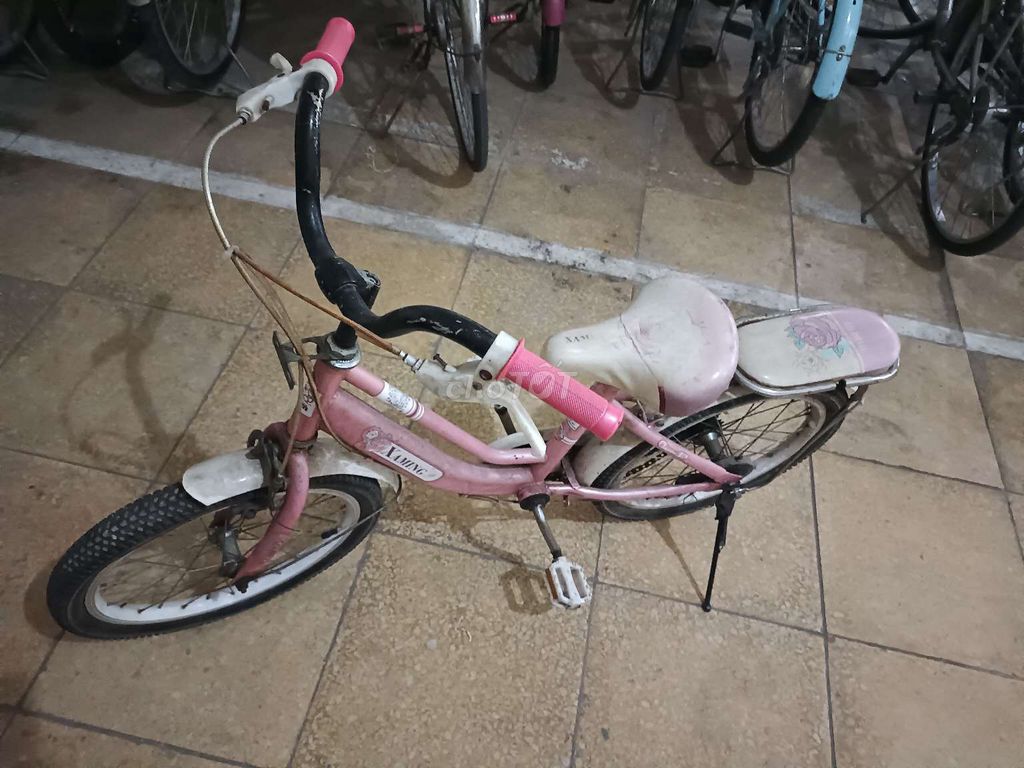 Xe trẻ em lớp 3. Mua bán Xe đạp tại Quận Hà Đông Hà Nội được đăng bởi Tranh Canvas Yenha Home hình 3