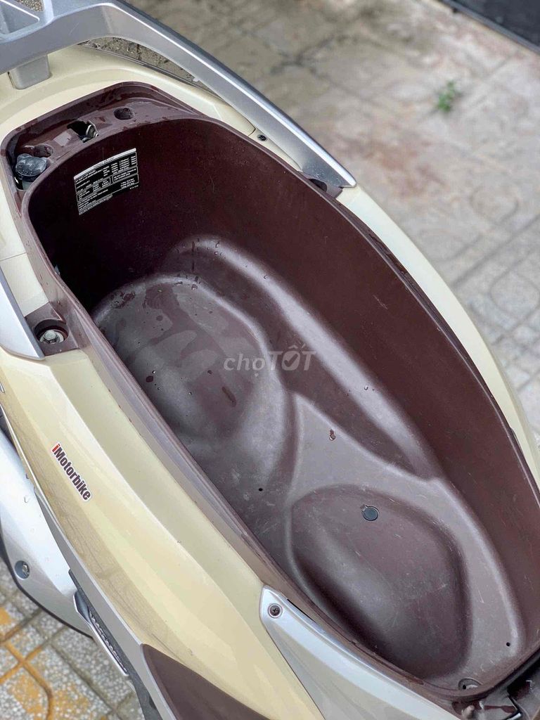 Honda Lead 125 2017 желто-коричневый от собственника