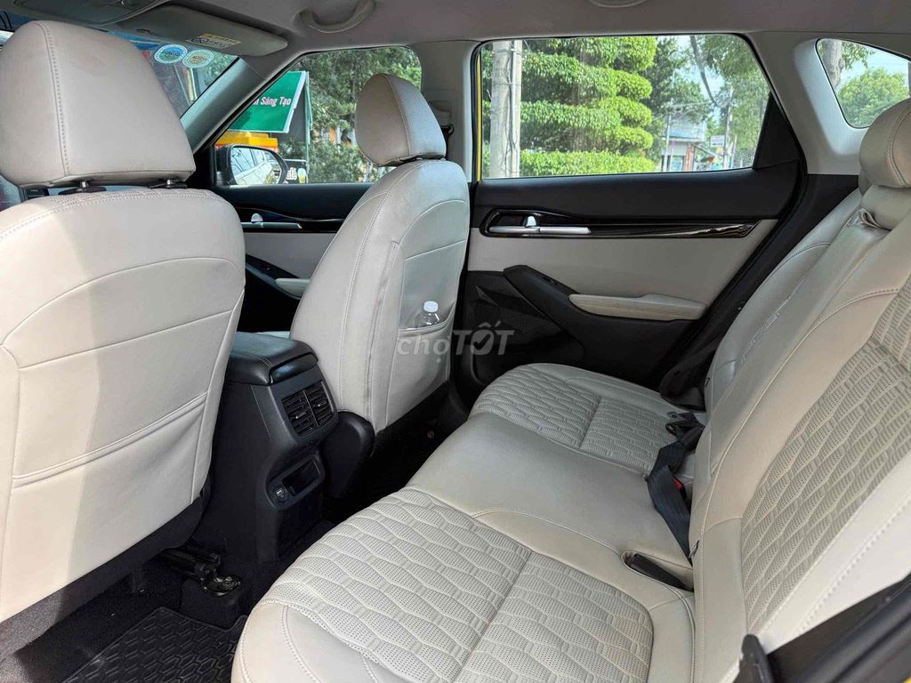 Kia Seltos 2021 1.4 DCT Luxury - 27000 km. Mua bán Ô tô tại Quận Gò Vấp Tp Hồ Chí Minh được đăng bởi Y Ngọc Trầnp hình 4