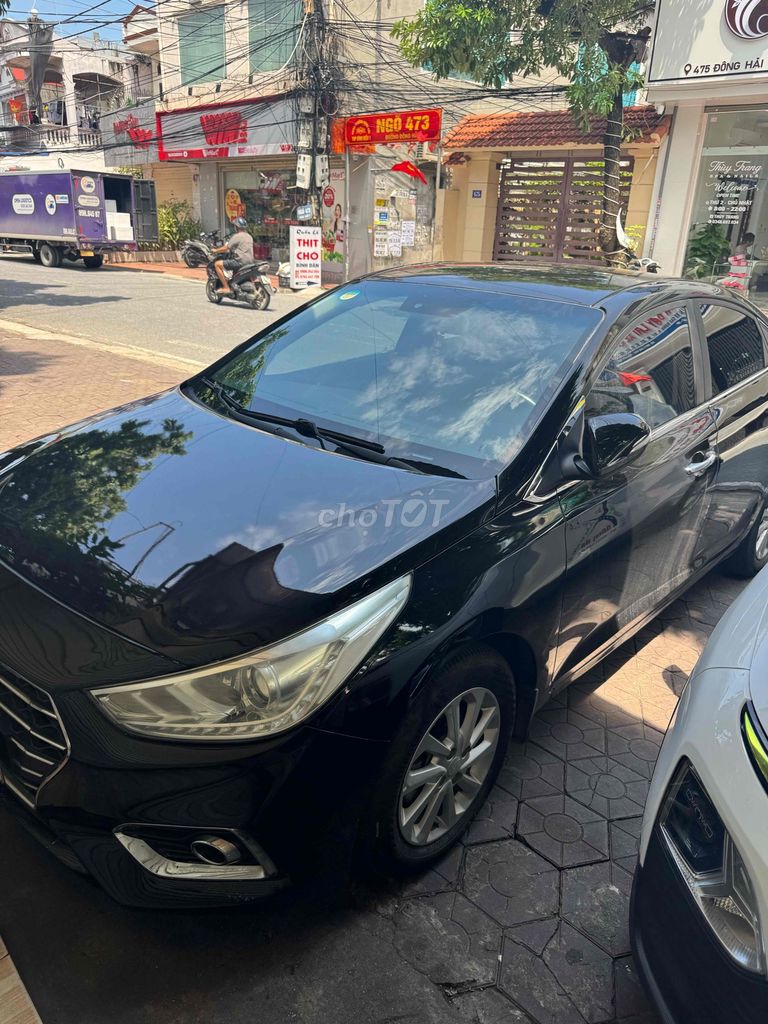 Hyundai Accent, черный