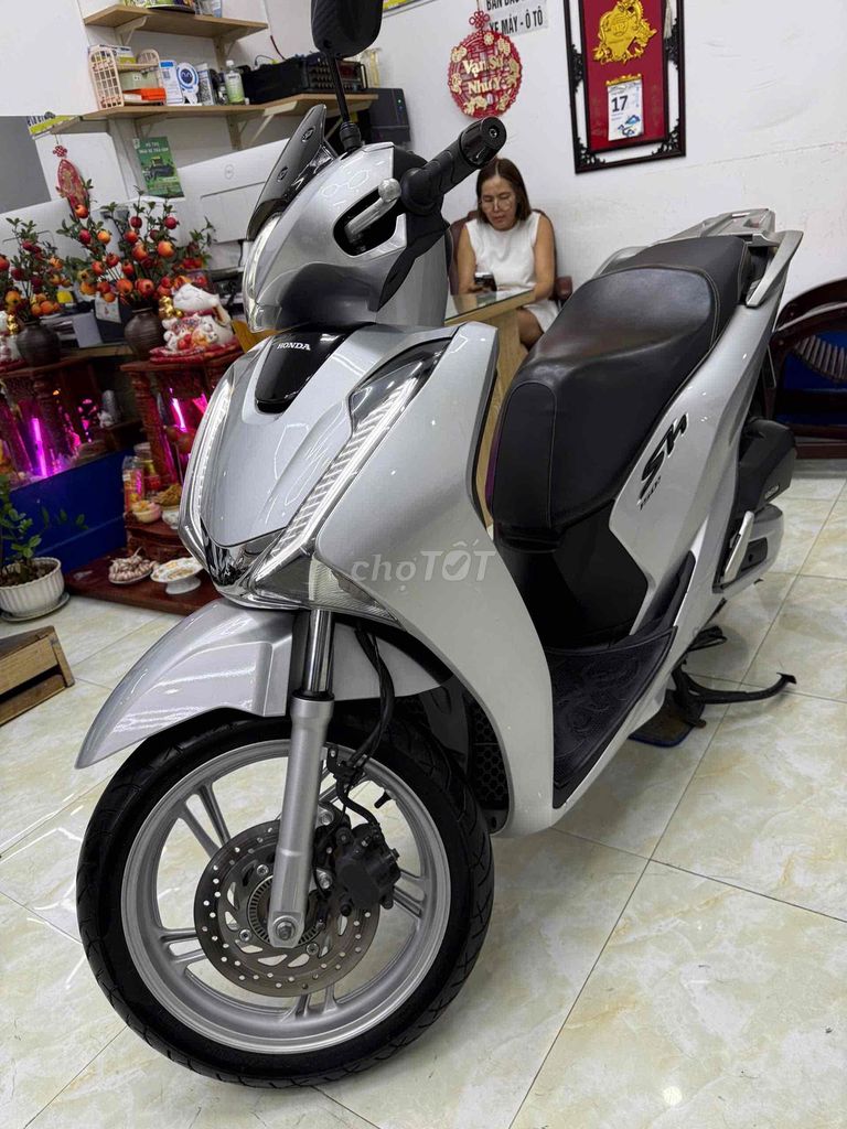 Honda SH 150 CBS 2019 Серебристый