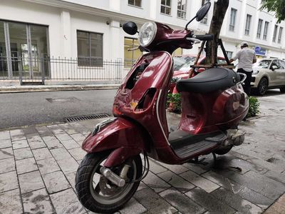 Piaggio Vespa LX12 2012 Đỏ 50.000 km. Mua bán Xe máy tại Quận Hoàng Mai Hà Nội được đăng bởi Bé Bự